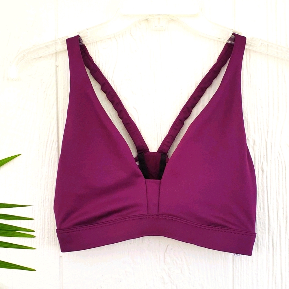 Victoria's Secret Sport bra size Small